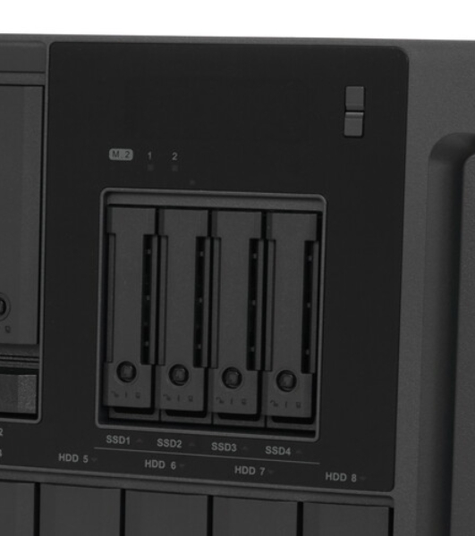 Сетевое хранилище SMB QNAP TS-1655-8G NAS 16-Bay (12x 3.5'/2.5' HDD/SSD bays + 4x 2.5' SSD bays + 2x M.2 2280 SATA slots), Intel Atom C5125 8-core processor, 2.8GHz, 8 Gb DDR4 (1 x 8 GB) up to 128 Gb (4 x 32 GB), 2x 2.5 GbE BASE-T