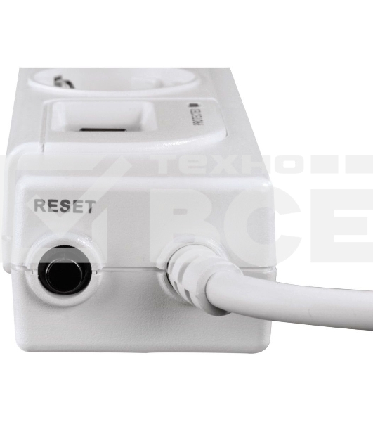 Сетевой удлинитель Hama H-121939 1.5м (4 розетки) белый (пакет ПЭ)