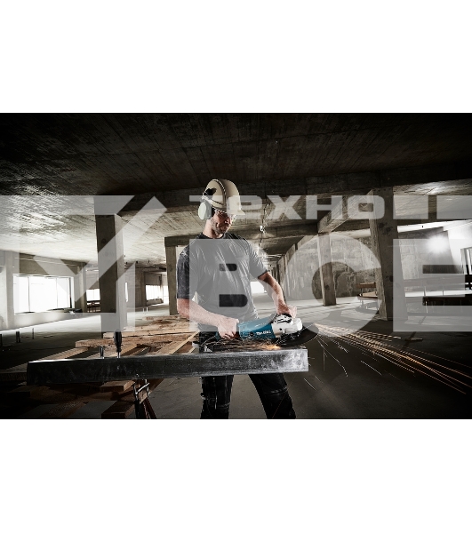 Угловая шлифовальная машина Makita GA9020SFK УШМ,ф230мм