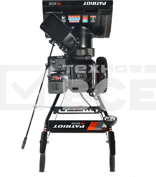 Снегоуборщик PATRIOT PS 707, Двигатель 7л.с до -25 °С; 212 сс; Стартер ручной; Панель c увеличенным диапазоном скоростей 6 вперед /2 назад; Ширина ковша  610мм +100(26