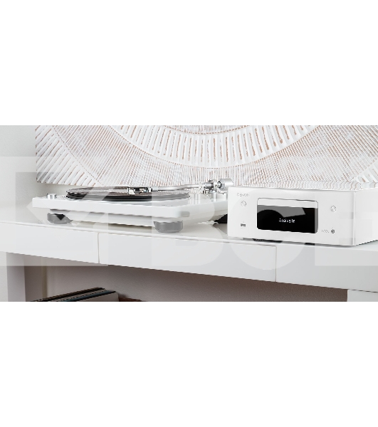 Проигрыватель винила Denon DP-400F, частично автоматический, белый