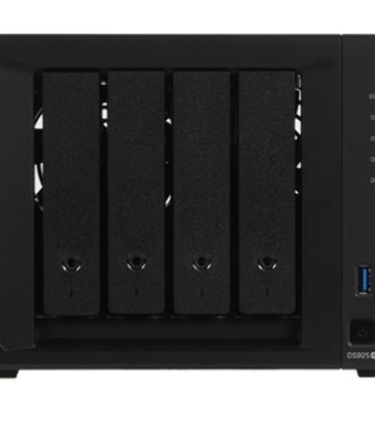 Сетевое хранилище Synology DiskStation DS925+ черный (AMD Ryzen V1500B/4Gb/4 pcs (3.5' or 2.5' SATA or SSD)/1xM.2 2280 NVMe SSD/RAID/1x4Gb/no WIFI) (DS