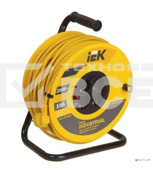 Катушка IEK WKP15-16-04-30 УК30 с т/з 4 места 2 Р + P Е/30м 3х1,5 мм2 'Industrial'