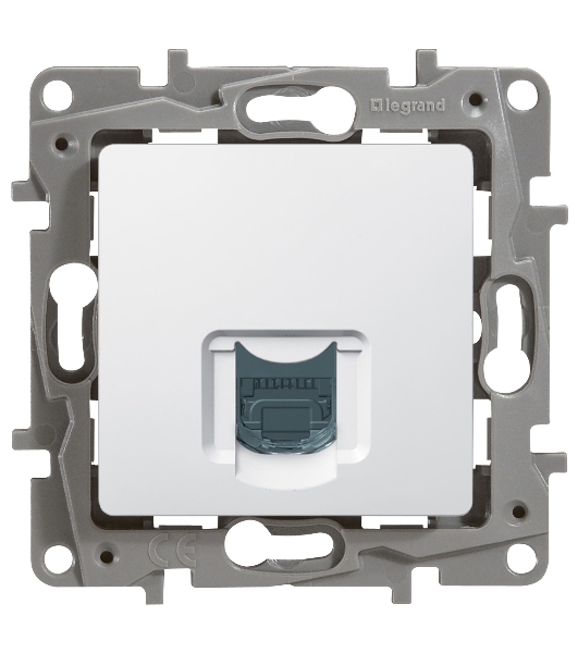 Монтажное оборудование Розетка кат.6 UTP, белая, RJ45 разъем, ETIKA LEG-672253