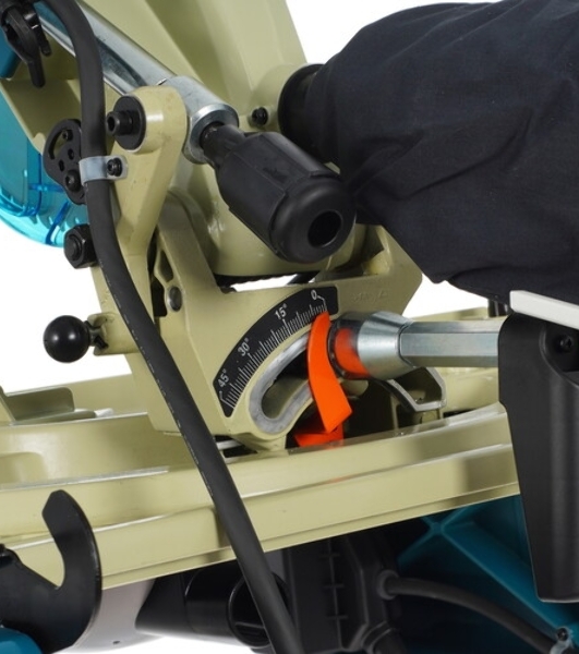 Пилы электрические дисковые, торцовочные Makita LF 1000 Пила комб
