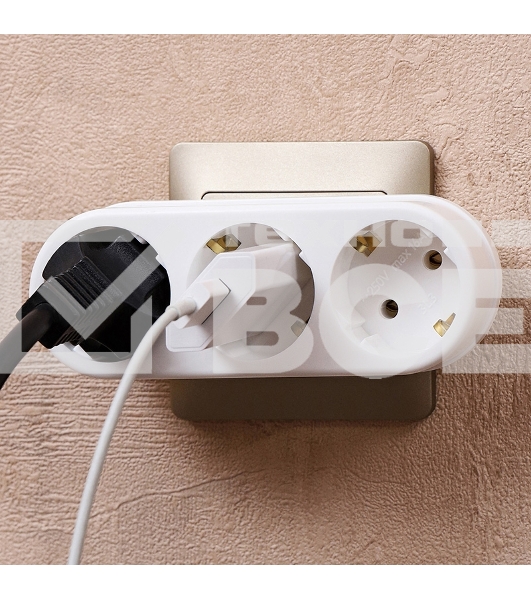 Тройник электрический линейный 6-10 А без заземления белый Rexant