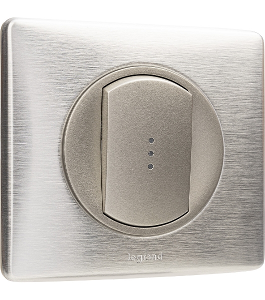 Лицевая панель для выключателя с индикацией титан