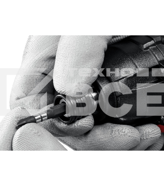 Винтоверт ЗУБР 18В, 2 АКБ (2Ач), в кейсе, ударный. ГВЛ-255-22