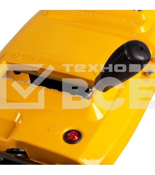 Бензиновая снегоуборочная машина SBL 711D PRO, 302cc, эл.старт, фара, обогрев, блок. дифф.  Denzel
