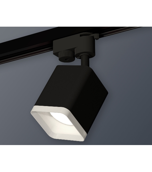 Светильник Ambrella light XT7813022 SBK/FR черный песок/белый матовый MR16 GU5.3 (A2521, C7813, N7755)