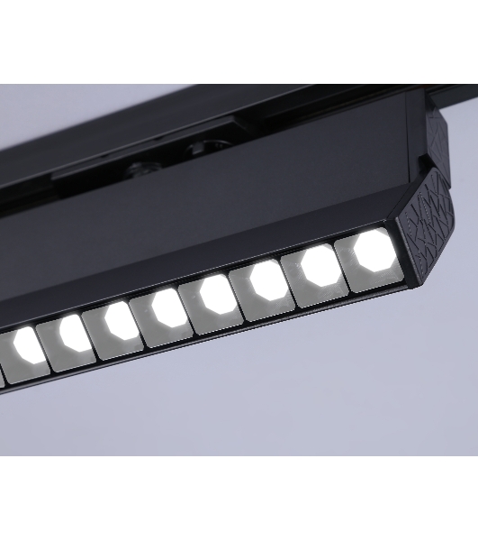 Трековый однофазный светодиодный светильник Ambrella light GL6819 BK черный LED 12W 4200K 24° 230*22*87