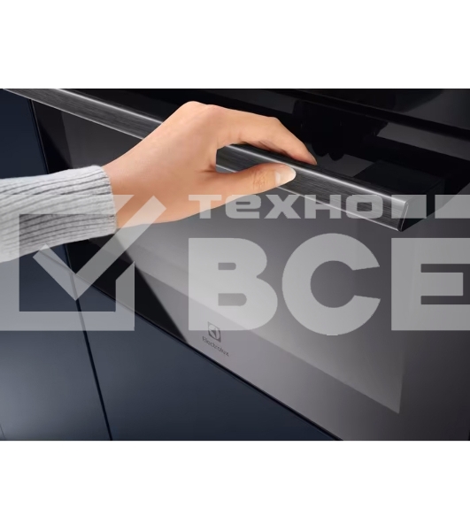 Встраиваемый духовой шкаф Electrolux EVL8E08Z