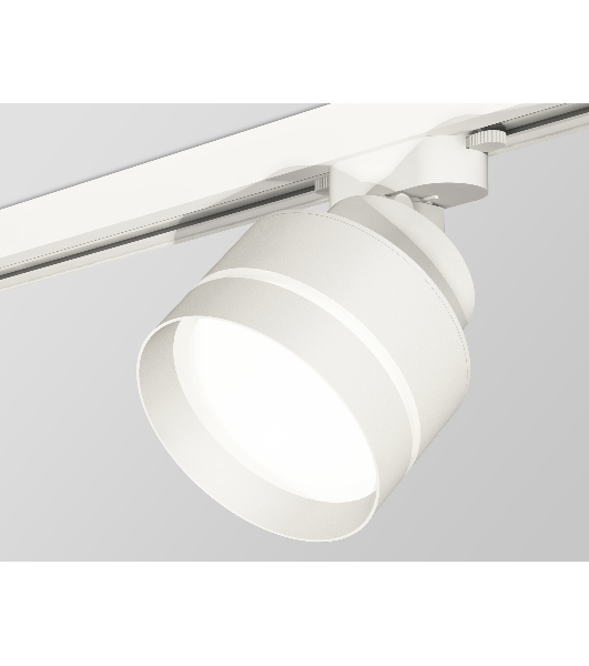 Светильник Ambrella light XT8101025 SWH/FR белый песок/белый матовый GX53 (A2524, A2105, C8101, N8461)