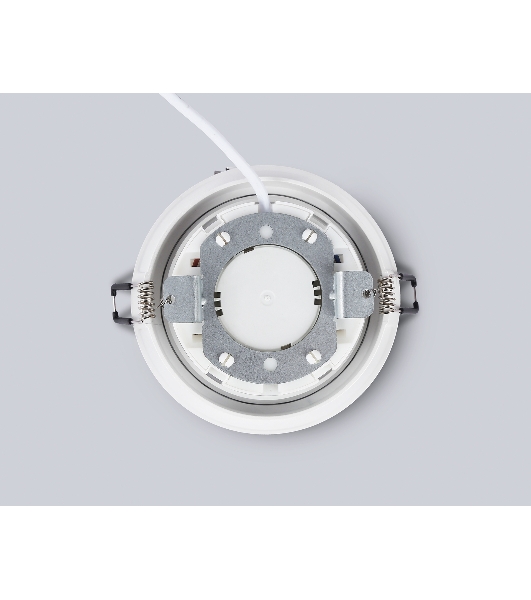 Светильник Ambrella light TN6601 WH белый IP44 GX53 max 15W D110*23