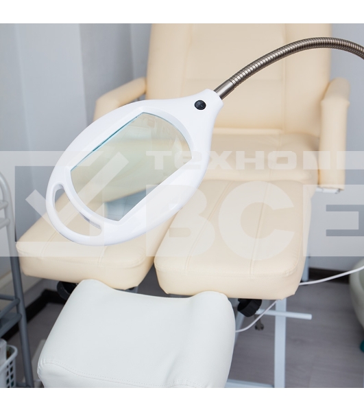 Лупа напольная Rexant, 3D, с подсветкой 42 LED, белая 31-0512