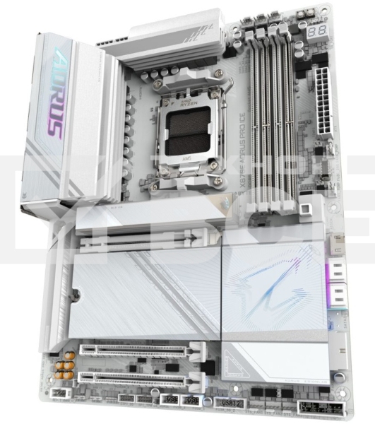 Материнская плата Gigabyte X870E AORUS PRO ICE, AM5, AMD X870E, 4xDDR5, 4xSATA, 4xM.2, 1xPCI-E 5.0 x16, 1xPCI-E 4.0 x4, 1xPCI-E 3.0 x4, 1xHDMI, 2xUSB-C, 1x 2.5Gb LAN, 2xUSB-A 3.2 Gen 2, 3xUSB-A 3.2 Gen 1, 2xUSB-A 2.0, 2x3.5 мм, TOSLINK, 7.1, 2xUSB4, 4xUSB