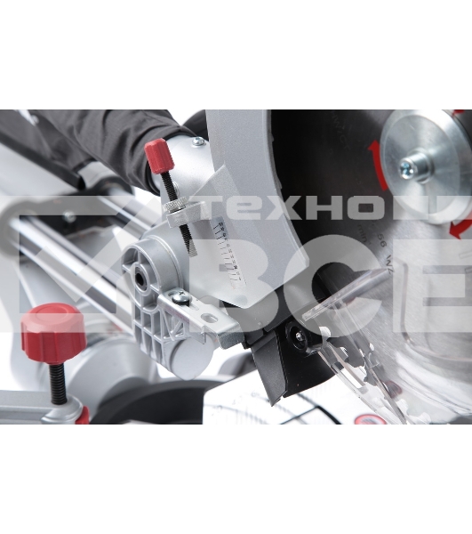 Торцовочная пила Metabo KGS 305 M 2000Вт 3700об/мин d=305мм