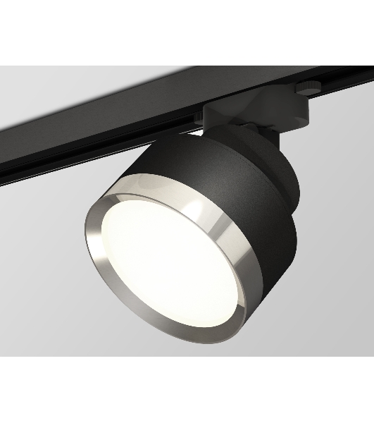 Светильник Ambrella light XT8102003 SBK/PSL черный песок/серебро полированное GX53 (A2526, A2106, C8102, N8118)