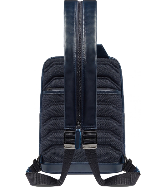 Рюкзак слинг мужской Piquadro Blue Square CA6589B2/BLU2, кожа, темно-синий