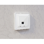 Комплект механизма компьютерной розетки RJ-45 экранированной с автоматической защитной шторкой ALFA Белый глянец QUANT (AP1120, VM185) MA112005, фото5