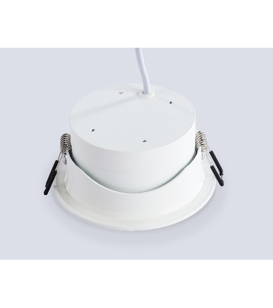 Светильник Ambrella light TN6651 WH белый IP44 GX53 D110*48