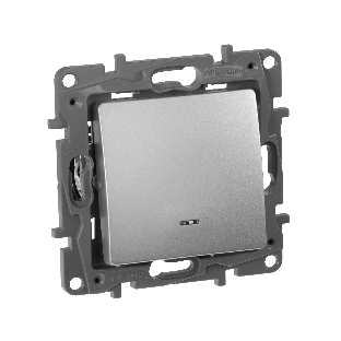 Выключатель одноклавишный с подсветкой/индикацией, автоматические клеммы, Etika, 10AX, 250В~, алюминий Выключатель одноклавишный с подсветкой/индикацией, автоматические клеммы, Etika, 10AX, 250В~, алюминий