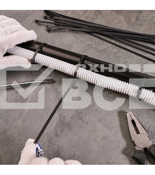 Хомут-стяжка кабельная нейлоновая Rexant 350 x4,8 мм, черная, упаковка 100 шт.