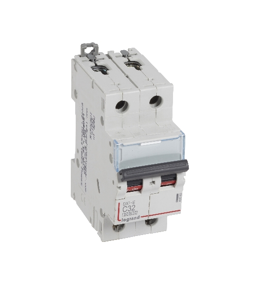 Выключатель автоматический модульный 2п C 32А 6кА DX3-E Leg 407280