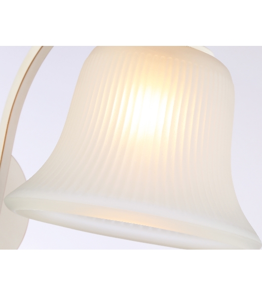 Светильник Ambrella light TR3052 WH/GD/FR белый/золото/белый матовый E27 max 40W 225*163*265
