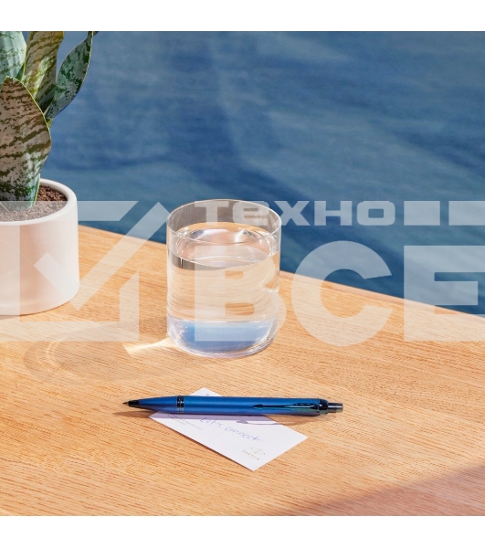 Ручка шариковая Parker IM Monochrome K328 (CW2172966) Blue PVD M син. черн. подар.кор.