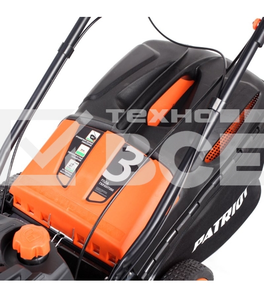 Газонокосилка бензиновая PATRIOT PT 52LS 512109024 Рабочий объем 200сс, мощность 6.5л.с., рабочая ширина 51см, корпус сталь, регул. высоты 30-75мм прорезин. колеса 178-254мм, травосбор. 60л
