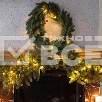 Еловый венок с ягодами и гирляндой NEON-NIGHT Ø 45 см, 20 LED, 2 х АА, литой, теплое белое свечение, фото2