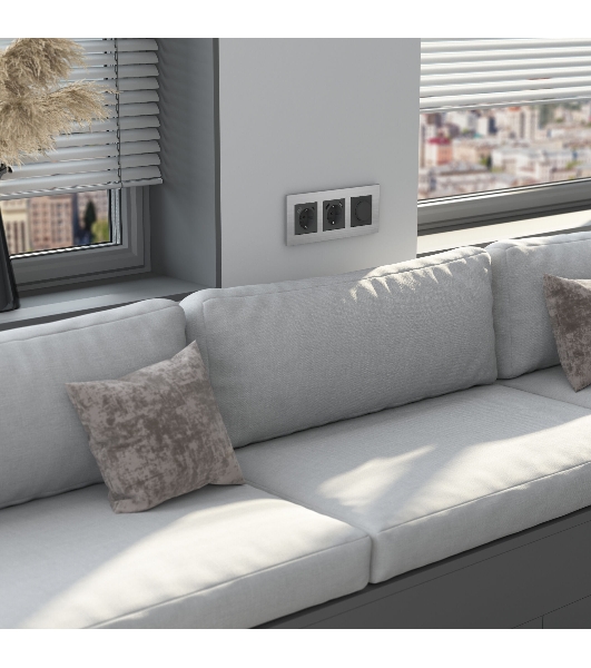 Рамка на 3 поста  AluMax (алюминий) W0033506