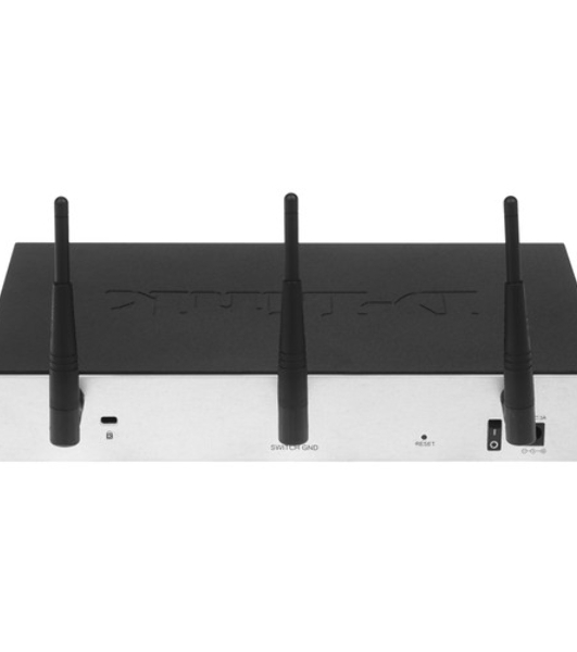Маршрутизатор D-Link DSA-2208X/A1A, 6×1 Гбит/с + 2×10 Гбит/с SFP+, управляемый
