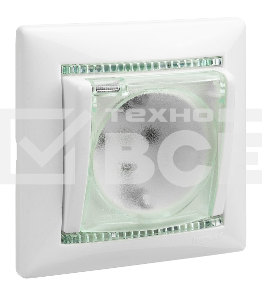 Электроустановочные изделия Legrand Legrand 774220 Розетка Valena влагозащищенная IP44 с заземлением с крышкой и защитными шторками (белая)