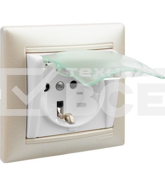 Электроустановочные изделия Legrand Legrand 774220 Розетка Valena влагозащищенная IP44 с заземлением с крышкой и защитными шторками (белая)