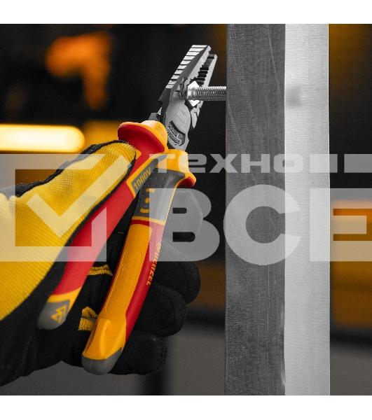 Плоскогубцы комбинированные, диэлектрические трехкомпонентные рукоятки до 1000 В, 180 мм Denzel
