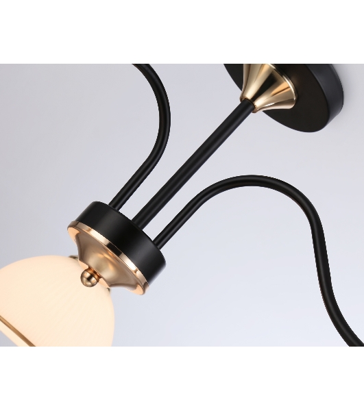 Светильник Ambrella light TR3161/3 BK/FGD черный/золото E27/3 max 60W D580*300