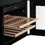 Винный шкаф Kuppersberg RBW 45, встраиваемый, High-Tech, объем 62 л, вместимость 28 бутылок, диапазон температуры 5-20 градусов, 2 полки из бука, LCD дисплей, уровень шума 40 дБ, черный, фото 1