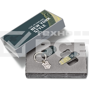 Нож перочинный Victorinox Classic SD New York Style (0.6223.E223) 58мм 7 функций зеленый подар.коробка