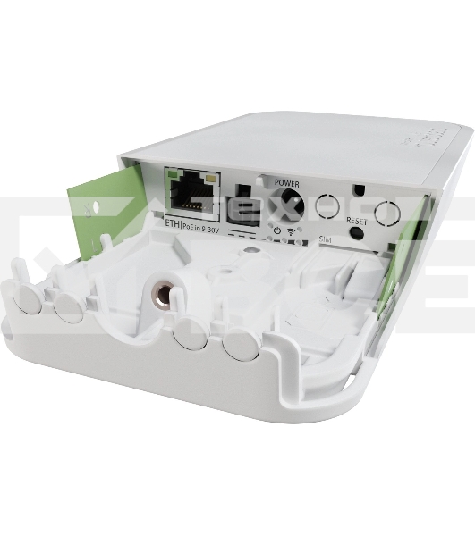 Точка доступа MikroTik wAPR-2nD&EC200A-EU Wap Lte kit 2024