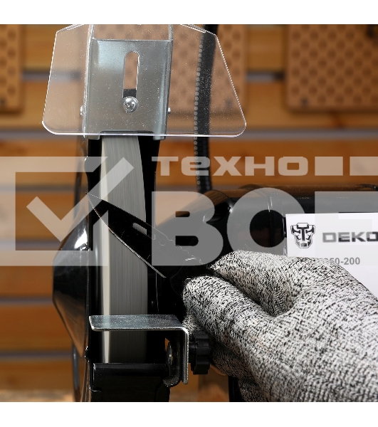 Станок заточной Deko DKGM400-200 400W (063-4324)