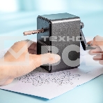 Точилка для карандашей механическая Deli 71160Black 1 отверстие пластик черный, фото4