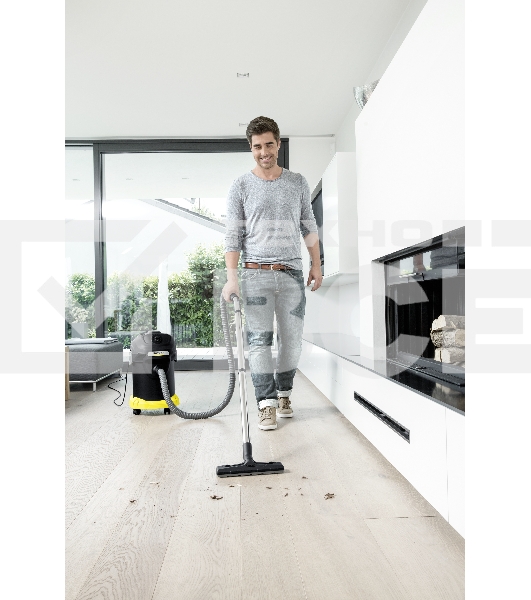 Пылесос Karcher AD 4 PREMIUM желтый/черный, 150/600 Вт, уборка сухая, пылесборник контейнер 17 л