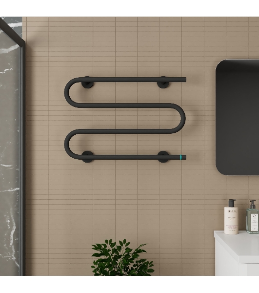 Полотенцесушитель электрический BAU M Black 41,5х61,5, черный матовый