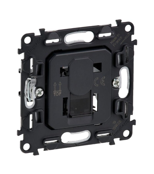 Информационная розетка одиночная RJ45 Valena IN'MATIC. Кат. 5е UTP Valena IN'MATIC.