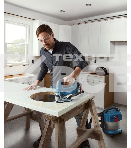 Лобзик Bosch GST 185-LI +1пил. 3500ходов/мин от аккумулятора (кейс в комплекте)