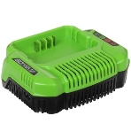 Зарядное устройство GreenWorks 60V (2932007)'Зарядное устройство Greenworks (модель) - используется для заряда аккумуляторных батарей Гринворкс 60 вольт на 2 А/ч,4 А/ч и 6 А/ч.Время зарядки данных аккумуляторов составляет: 2 А/ч = 60 минут; 4 А/ч = 120 минут.Зарядка оснащается системой автоматического отключения при достижении максимального заряда батареи для сохранения рабочих характеристик Li-Ion, а также специальным чипом, который защищает батарею от перегрева. Эти современные системы интеллектуального заряда обеспечивают сохранность дорогостоящего лития от преждевременной потери своих свойств и обеспечивают максимально возможный срок службы батареи. Для устойчивости зарядка имеет прорезиненные ножки. Для крепления на стену есть специальная проушина. На корпусе зарядки присутствую индикаторы заряда. Питание зарядного устройства осуществляется от сети 230 вольт переменного тока 50-60 Гц, 1,9 Ампер.Преимущества модели: Совместимость с аккумуляторами Greenworks 60V; Чип для защиты от перегрева, фото9
