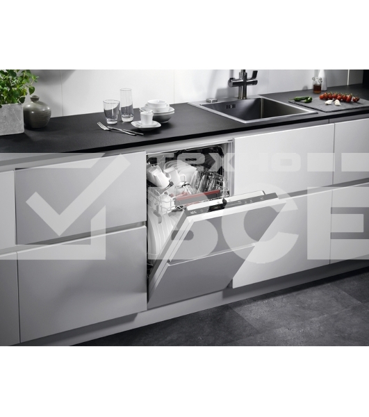 Встраиваемая узкая посудомоечная машина AEG FSE62417P