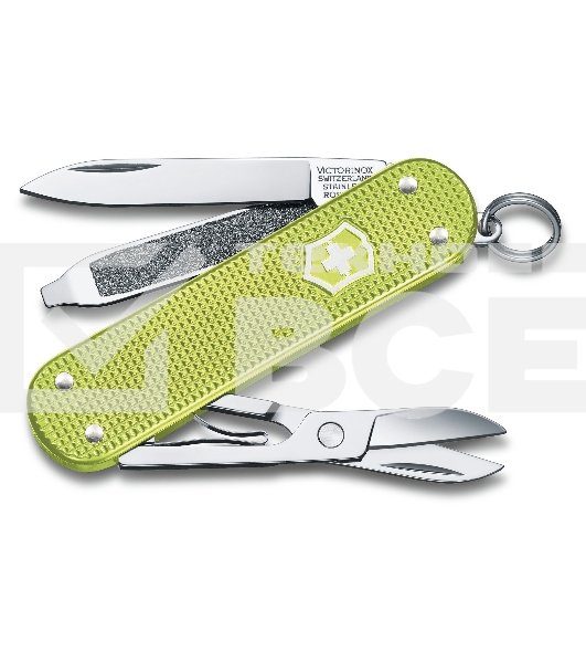 Нож перочинный Victorinox Classic Lime Twist (0.6221.241G) 58мм 7 функций карт.коробка